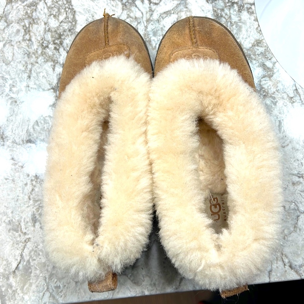 Ugh Slippers. Some wear